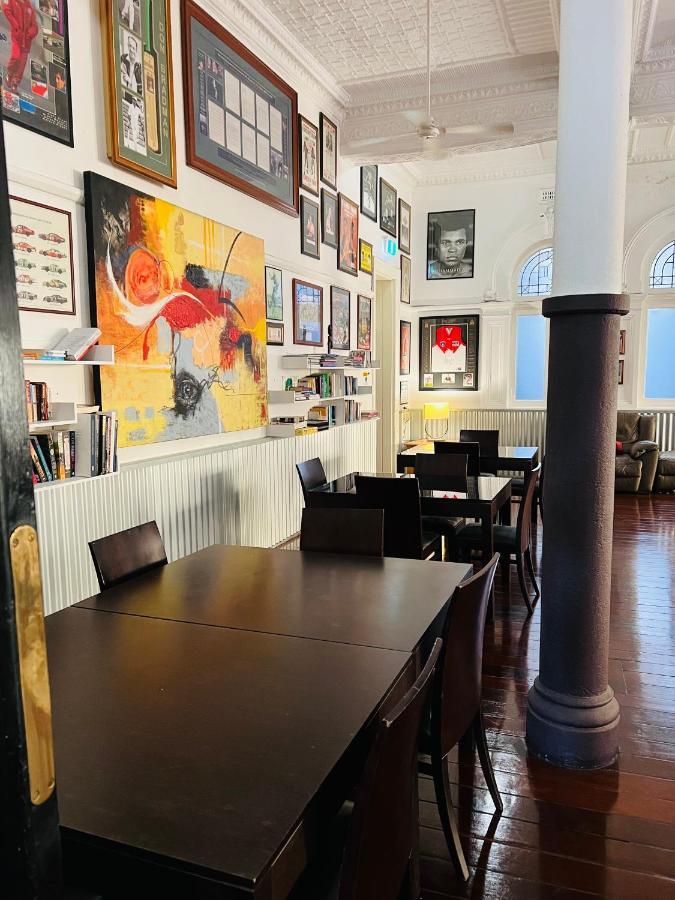 Wallaby Backpackers Hostel Perth - Note - Valid Passport Required To Check In - Exteriör bild